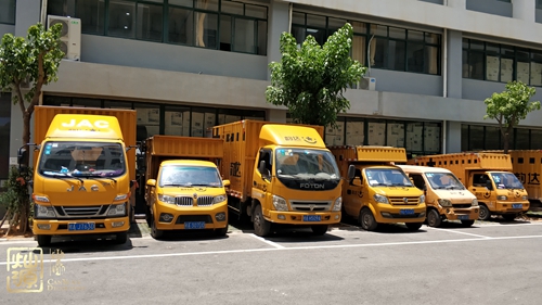 韻達(dá)貨車